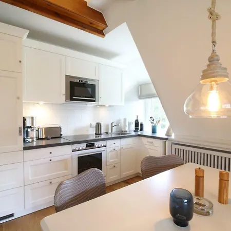 Ferien Domizil Luvwai 7 - Obergeschoss Apartament Keitum